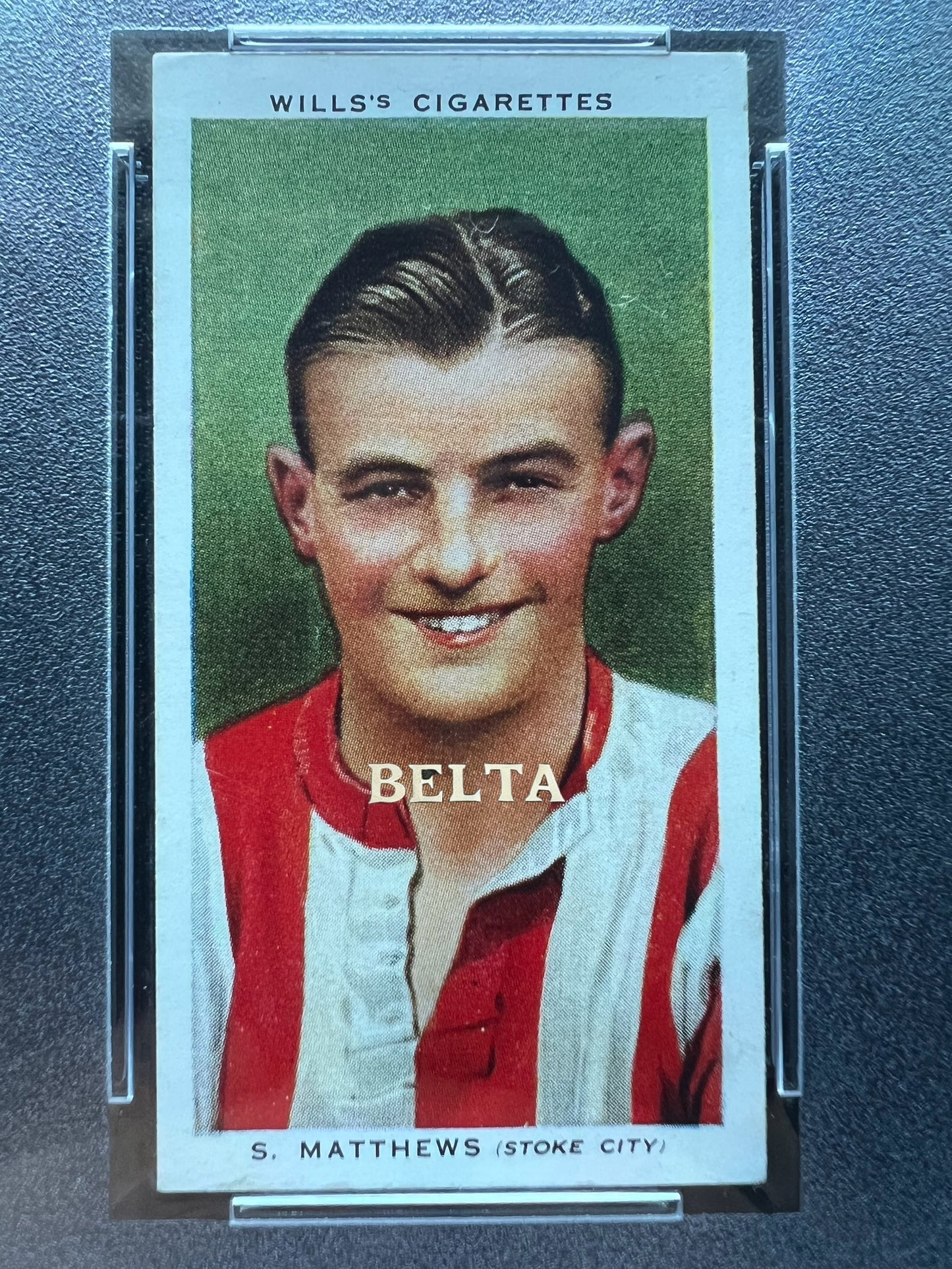 1935 | Stanley Matthews | W.D & H.O WILLS | ASSOCIATION FOOTBALLERS | PSA Grade 4